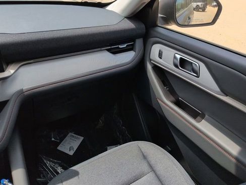 New 2026 Ford Explorer Active RWD image 17