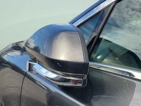 Used 2017 Lincoln MKZ Reserve FWD image 4