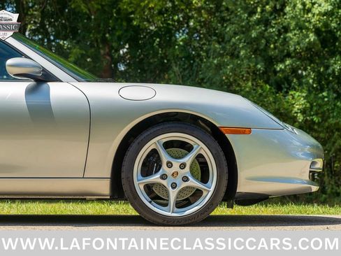 Used 2002 Porsche 911 Carrera RWD image 32
