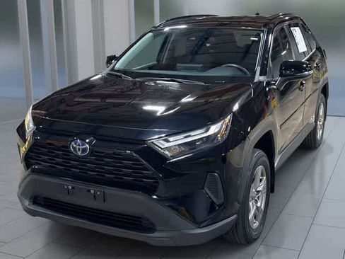 Used 2023 Toyota RAV4 XLE w/ XLE Grade Weather Package AWD/4WD image 1