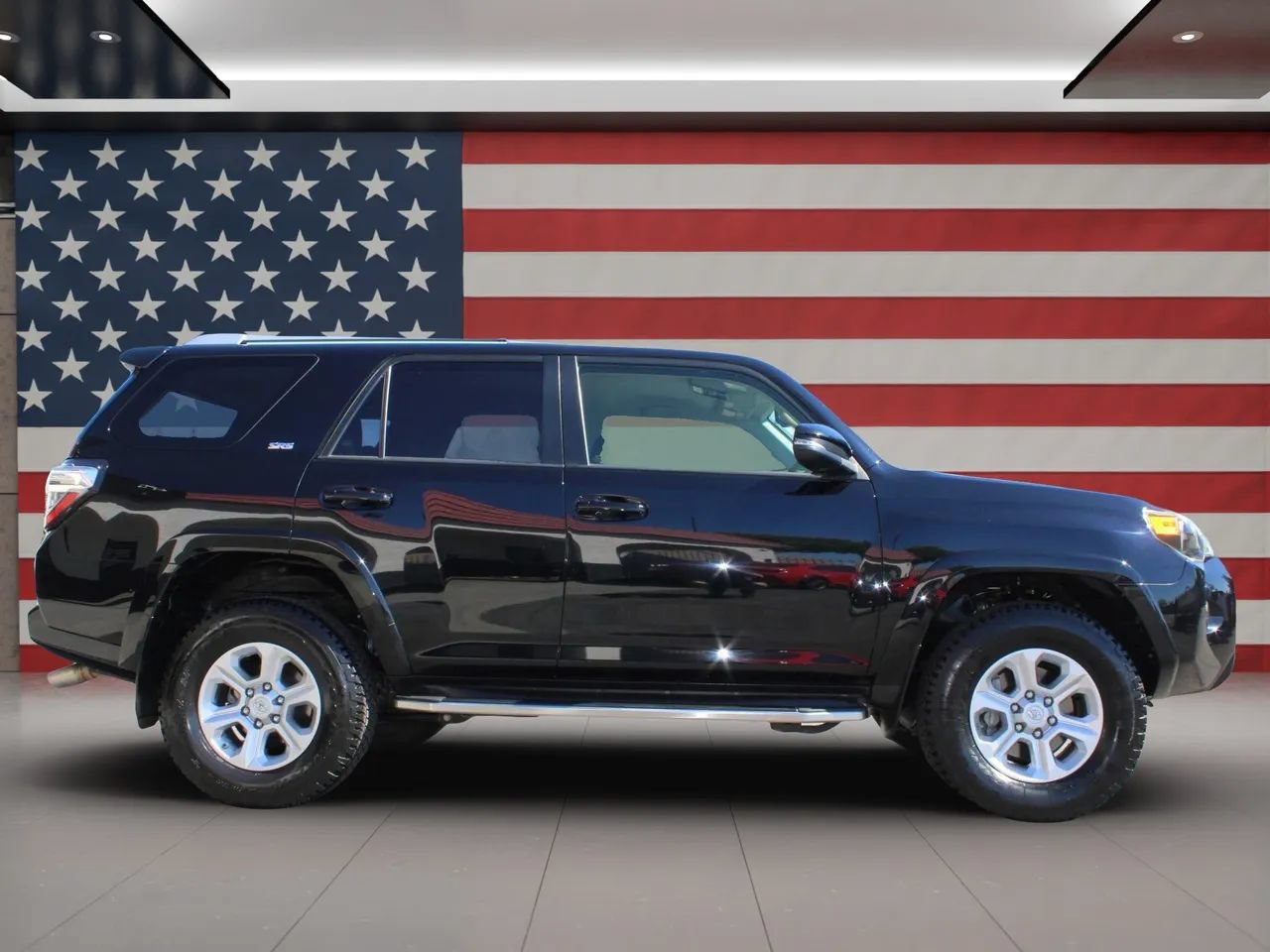 Used 2018 Toyota 4Runner SR5 Premium AWD/4WD image 8