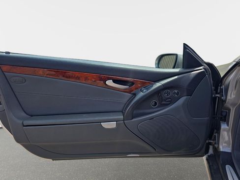 Used 2006 Mercedes-Benz SL 500 image 14
