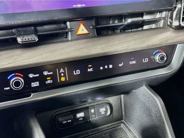 Certified 2024 Kia Sportage X-Line w/ X-Line Premium Package AWD/4WD image 16