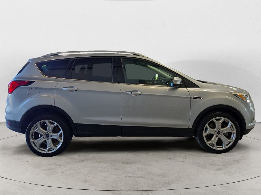 Used 2019 Ford Escape Titanium w/ U9j03 - Titanium Tow Package AWD/4WD image 7