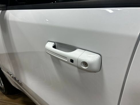Used 2023 RAM 1500 Laramie AWD/4WD image 26