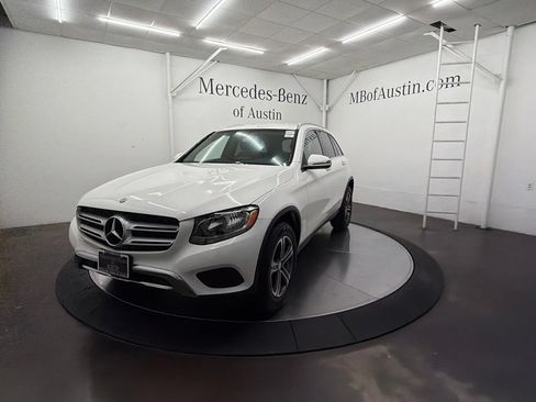 Used 2016 Mercedes-Benz GLC 300 4MATIC image 3