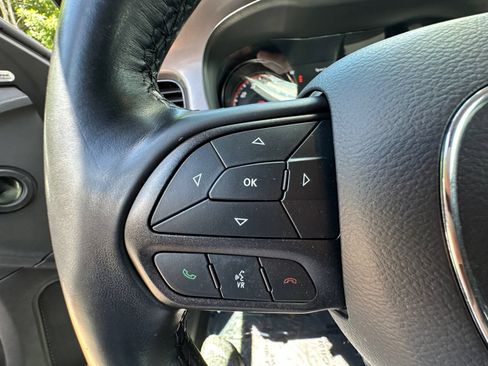Used 2023 Dodge Charger SXT w/ Blacktop Package AWD/4WD image 18