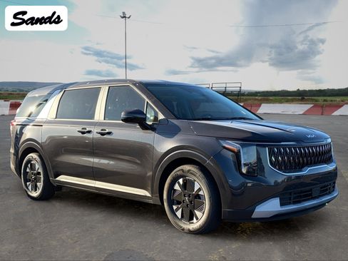 Certified 2025 Kia Carnival LXS FWD image 1