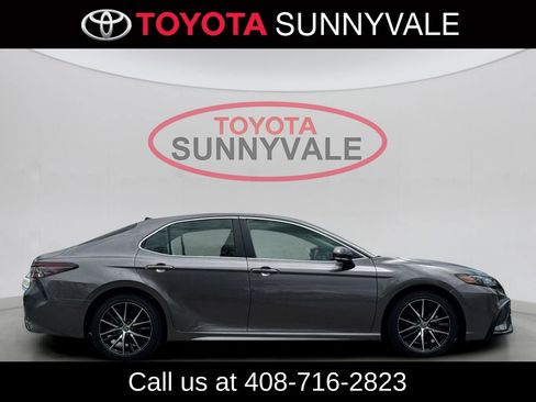 Certified 2024 Toyota Camry SE FWD image 10