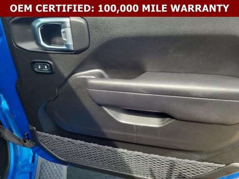 Certified 2025 Jeep Wrangler Sport AWD/4WD image 18