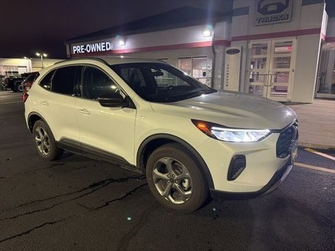 Used 2025 Ford Escape ST-Line w/ Cold Weather Package image 1