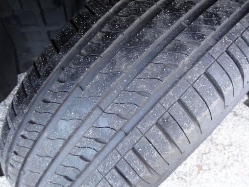 Used 2022 Nissan Rogue SV image 29