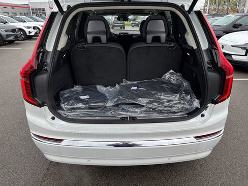 New 2026 Volvo XC90 B6 Core w/ Protection Package AWD/4WD image 17