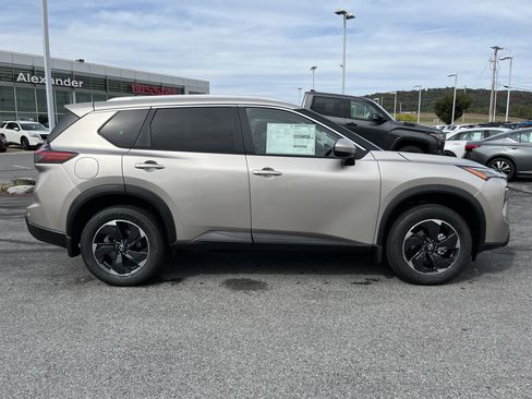 New 2026 Nissan Rogue SV w/ SV Premium Package image 2