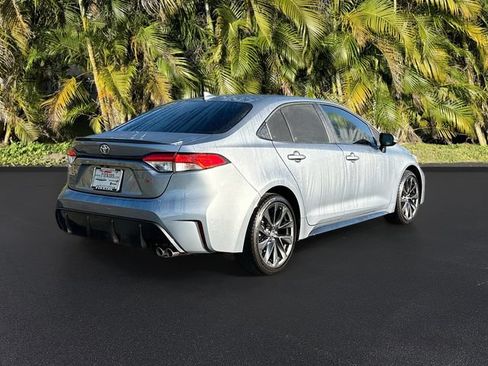 Used 2023 Toyota Corolla SE FWD image 4
