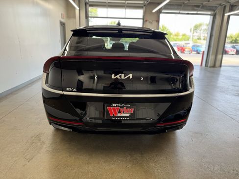 New 2025 Kia EV6 Wind image 20