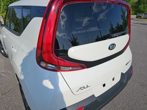 Used 2021 Kia Soul EX FWD image 33