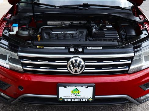Used 2018 Volkswagen Tiguan SEL w/ 3rd Row Seat Package AWD/4WD image 62