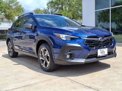 Certified 2024 Subaru Crosstrek 2.0i Premium image 2