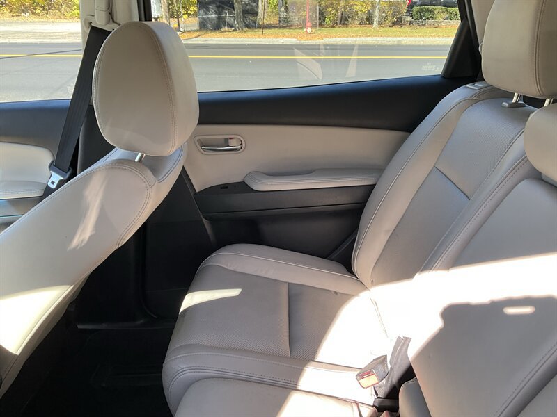 Used 2015 MAZDA CX-9 Touring w/ Touring Technology Package AWD/4WD image 17