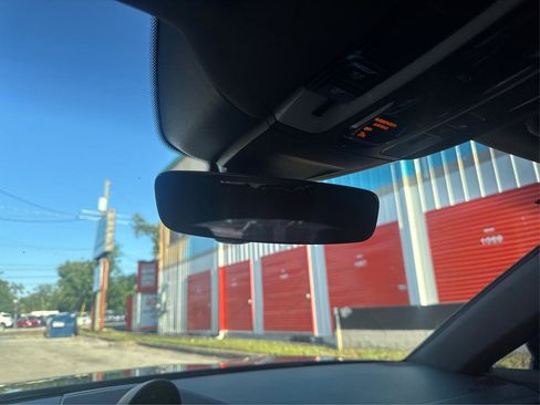 Used 2018 Porsche Panamera 4 image 16