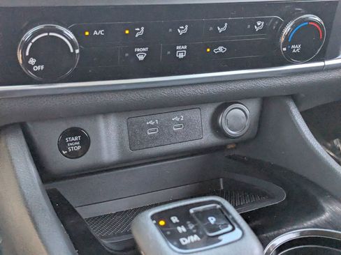 Certified 2024 Nissan Rogue S image 26