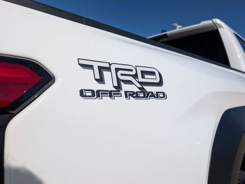 Used 2025 Toyota Tacoma TRD Off-Road image 8