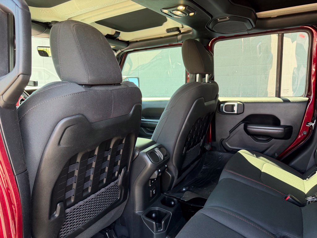 Used 2021 Jeep Gladiator Rubicon AWD/4WD image 22