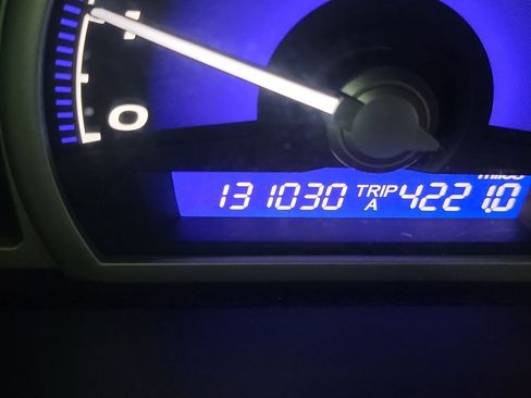 Used 2010 Honda Civic LX image 19