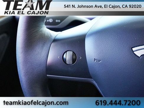 Used 2022 Tesla Model Y Long Range AWD/4WD image 38