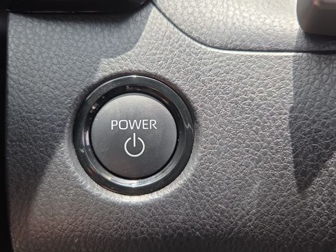 Used 2026 Toyota Camry SE FWD image 14