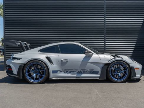 Used 2025 Porsche 911 GT3 RS RWD image 9