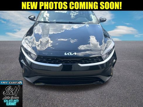 Used 2023 Kia Forte LXS FWD image 1