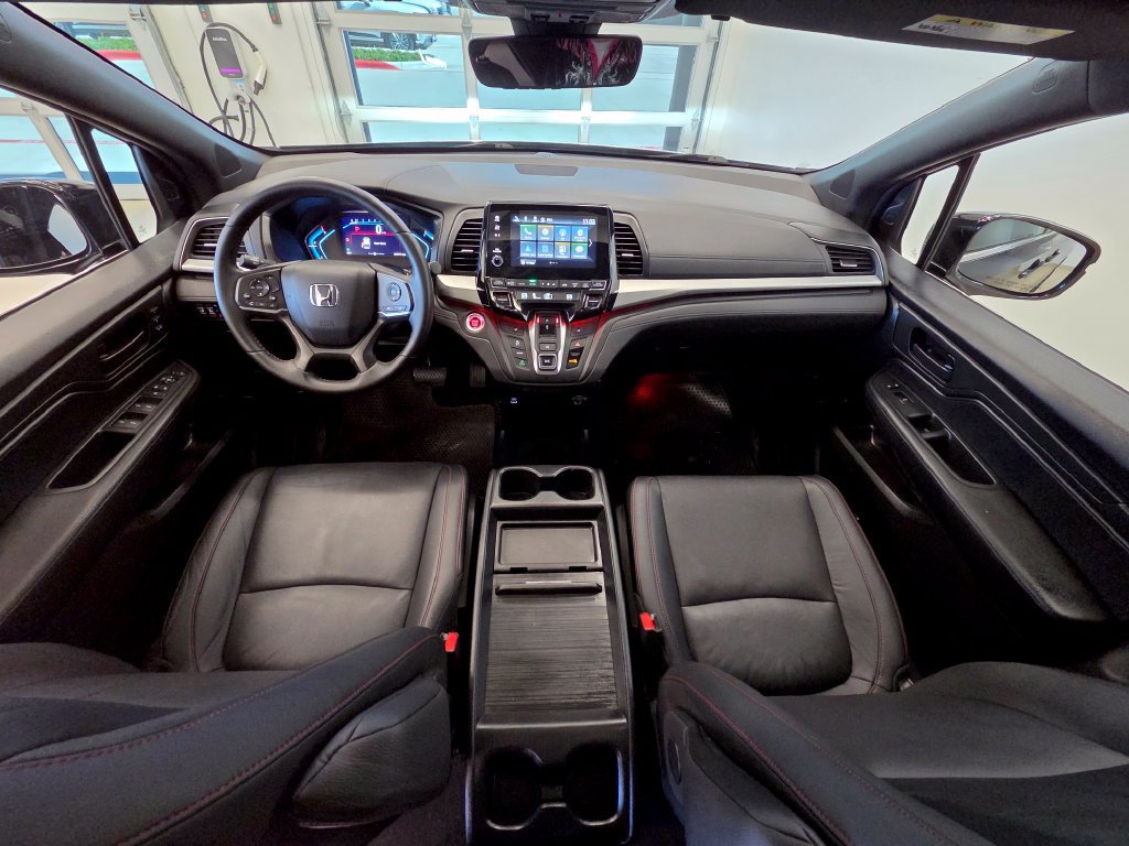 Used 2023 Honda Odyssey Sport image 35