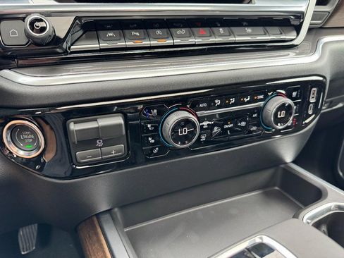 New 2026 Chevrolet Silverado 1500 High Country AWD/4WD image 44