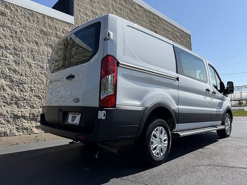 Used 2025 Ford Transit 250 Low Roof w/ Exterior Upgrade Package RWD image 3