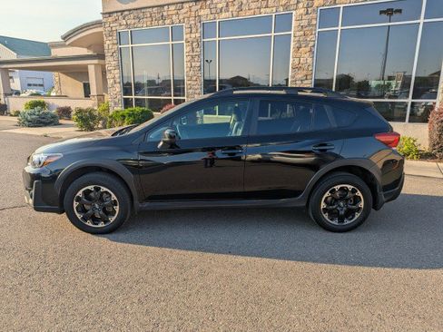Used 2021 Subaru Crosstrek 2.0i Premium w/ Moonroof Package AWD/4WD image 2