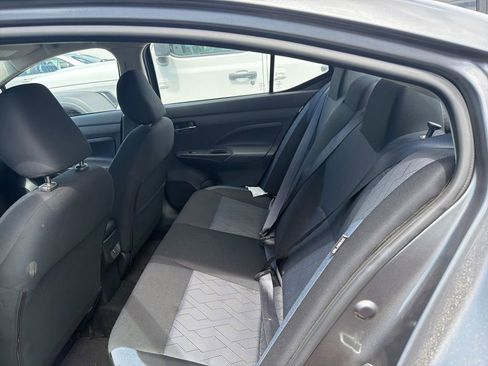 Used 2025 Nissan Versa SV FWD image 3