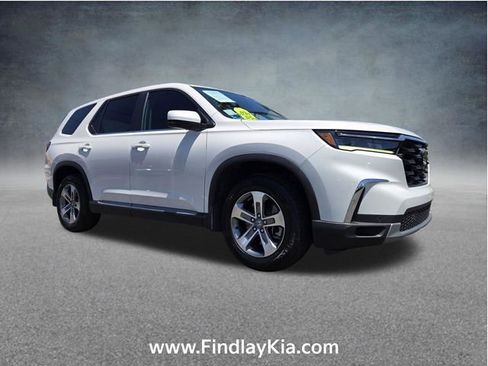 Used 2023 Honda Pilot EX-L image 3
