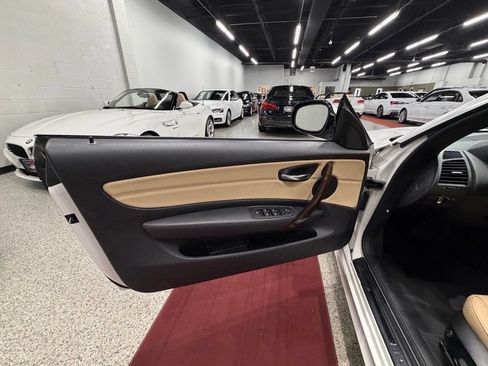 Used 2012 BMW 128i Convertible RWD image 21