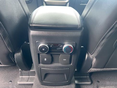 Used 2023 Ford Explorer XLT w/ Equipment Group 202A image 20