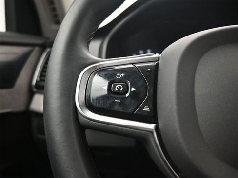 Used 2023 Volvo XC90 B6 Ultimate w/ Protection Package Premier image 26