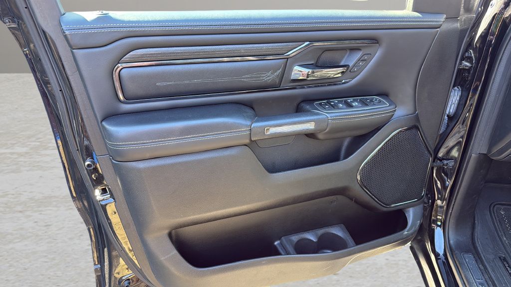 Used 2022 RAM 1500 Limited w/ Body Color Bumper Group AWD/4WD image 10