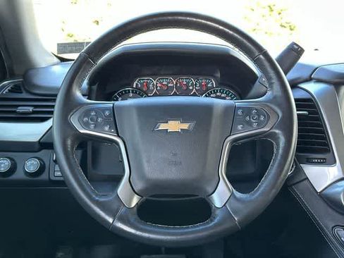Used 2018 Chevrolet Tahoe LT image 9