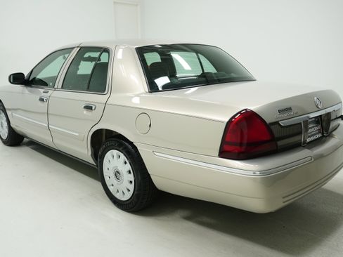 Used 2008 Mercury Grand Marquis GS image 6