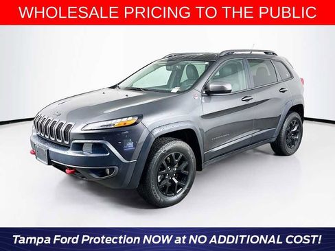 Used 2015 Jeep Cherokee Trailhawk w/ Comfort/Convenience Group image 1