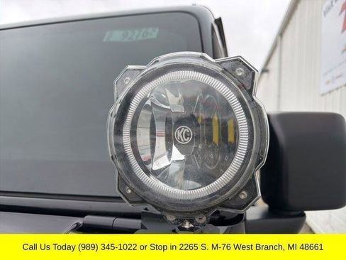 Used 2023 Jeep Gladiator Mojave w/ Cold Weather Group AWD/4WD image 34