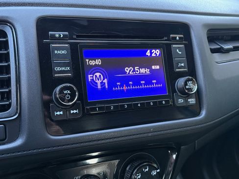 Used 2016 Honda HR-V LX image 35