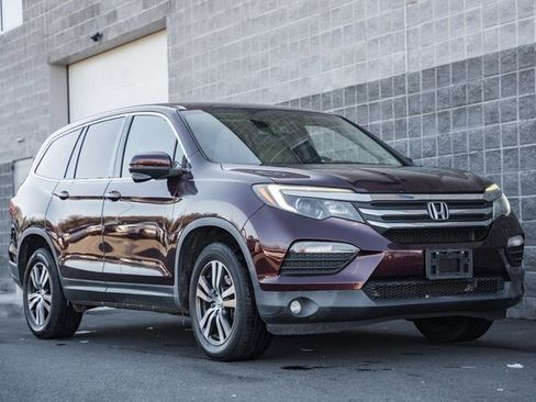 Used 2017 Honda Pilot EX-L image 2