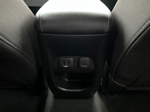 Used 2020 Chevrolet Colorado LT image 30